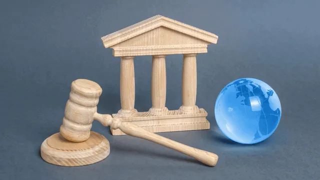 Advocate